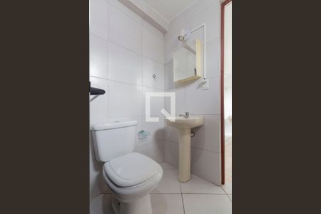 Banheiro de casa para alugar com 1 quarto, 70m² em Jardim Norma, São Paulo