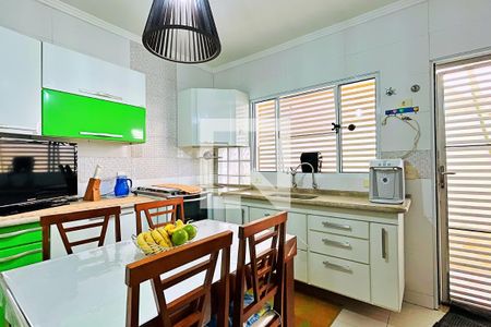 Cozinha de casa à venda com 2 quartos, 125m² em Jardim Adriana, Guarulhos