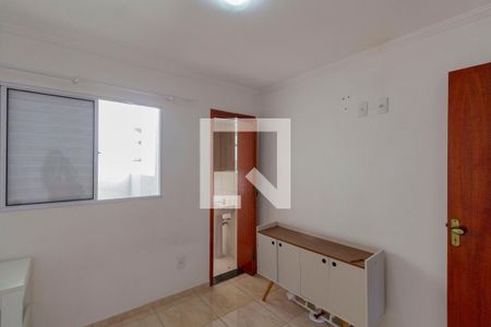 Suíte 1 de casa de condomínio à venda com 2 quartos, 57m² em Vila Granada, São Paulo