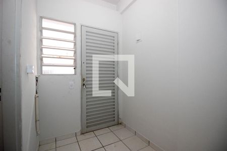 Sala de kitnet/studio para alugar com 1 quarto, 30m² em Qna 2, Brasília