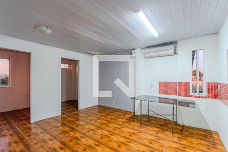 Sala de casa para alugar com 2 quartos, 55m² em Vila São José, Porto Alegre
