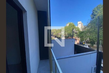 Casa à venda com 3 quartos, 160m² em Chácara Inglesa, São Paulo