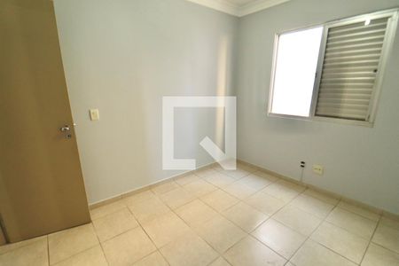 Quarto 1 de apartamento para alugar com 2 quartos, 70m² em Jardim Goiás, Goiânia
