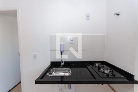 Cozinha de apartamento para alugar com 1 quarto, 24m² em Barra Funda, São Paulo