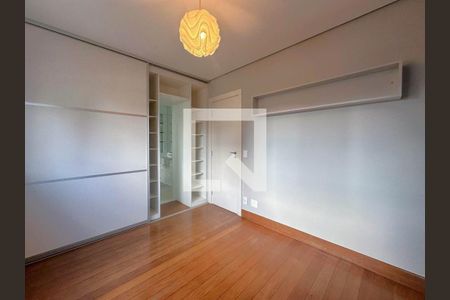 Semi-suíte 1 de apartamento à venda com 4 quartos, 490m² em Serra, Belo Horizonte