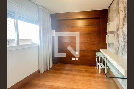 Quarto 1 de apartamento à venda com 4 quartos, 490m² em Serra, Belo Horizonte