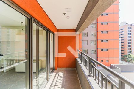 Varanda de kitnet/studio para alugar com 1 quarto, 28m² em Santo Amaro, São Paulo