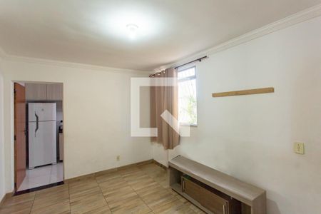 Sala de apartamento para alugar com 2 quartos, 100m² em Piratininga (venda Nova), Belo Horizonte