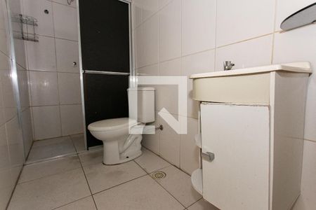 Banheiro de apartamento para alugar com 1 quarto, 42m² em Penha de França, São Paulo