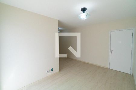 Sala de apartamento à venda com 2 quartos, 68m² em Vila Fachini, São Paulo