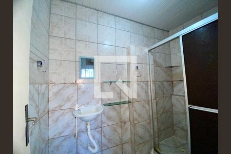 Banheiro de apartamento para alugar com 1 quarto, 40m² em Rio Sena, Salvador