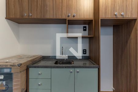 Cozinha de apartamento para alugar com 1 quarto, 27m² em Vila Buarque, São Paulo