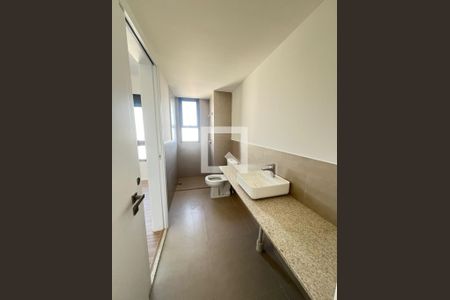 Banheiro 2 de apartamento à venda com 2 quartos, 73m² em Vila da Serra, Nova Lima