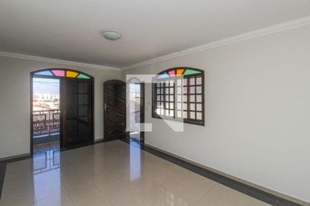 Casa à venda com 3 quartos, 210m² em Vila Alpina, São Paulo
