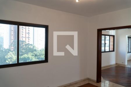 Sala 2 de apartamento à venda com 6 quartos, 236m² em Vila Suzana, São Paulo