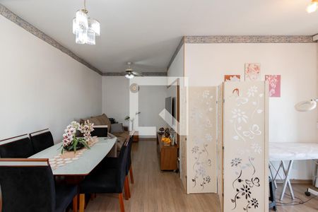 Sala de apartamento à venda com 3 quartos, 68m² em Vila das Belezas, São Paulo
