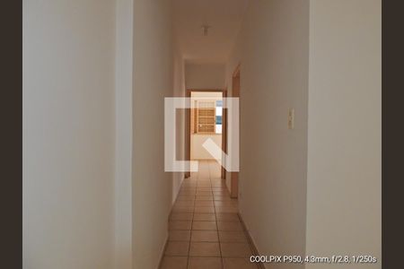 Corredor de apartamento para alugar com 2 quartos, 70m² em Cerqueira César, São Paulo