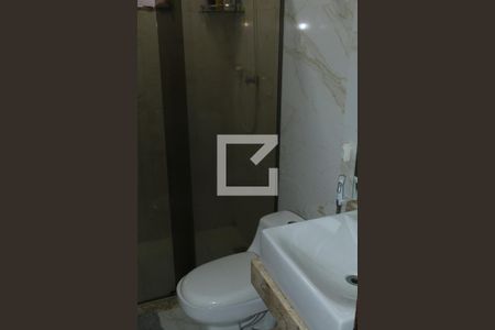 Banheiro de casa para alugar com 2 quartos, 250m² em Ponto Chic, Nova Iguaçu