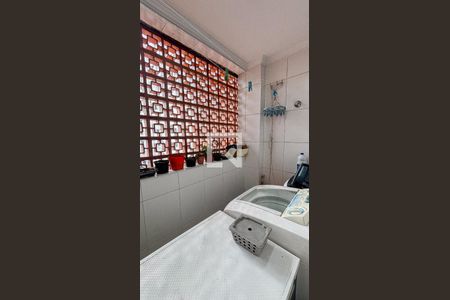 Apartamento à venda com 69m², 2 quartos e 1 vaga Apartamento à venda com 69m², 2 quartos e 1 vagaÁrea de Serviço