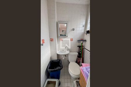 Apartamento à venda com 69m², 2 quartos e 1 vaga Apartamento à venda com 69m², 2 quartos e 1 vagaÁrea de Serviço - Banheiro