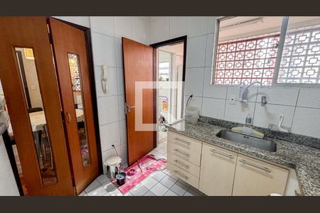 Apartamento à venda com 69m², 2 quartos e 1 vaga Apartamento à venda com 69m², 2 quartos e 1 vagaCozinha