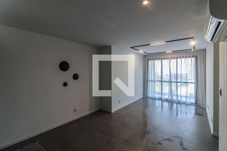 Sala de apartamento para alugar com 3 quartos, 81m² em Recreio dos Bandeirantes, Rio de Janeiro