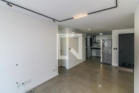 Sala de apartamento para alugar com 3 quartos, 81m² em Recreio dos Bandeirantes, Rio de Janeiro