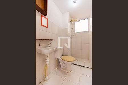 Banheiro de apartamento para alugar com 2 quartos, 48m² em Mato Grande, Canoas