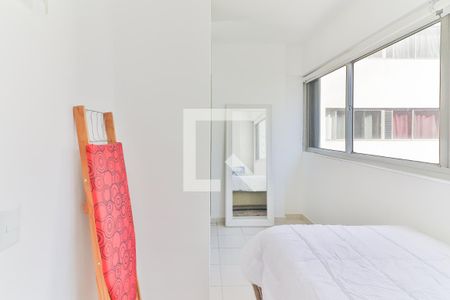 Quarto 1 de apartamento para alugar com 2 quartos, 53m² em Jardim Adhemar de Barros, São Paulo