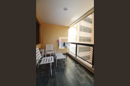 Sacada da Sala de apartamento para alugar com 1 quarto, 45m² em Centro, Campinas