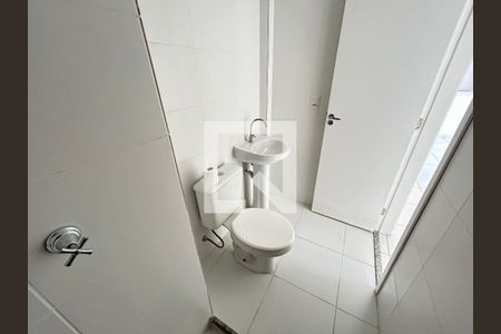 Banheiro de apartamento à venda com 2 quartos, 47m² em Engenho de Dentro, Rio de Janeiro