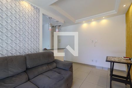 Sala de apartamento para alugar com 2 quartos, 45m² em Vila Emir, São Paulo