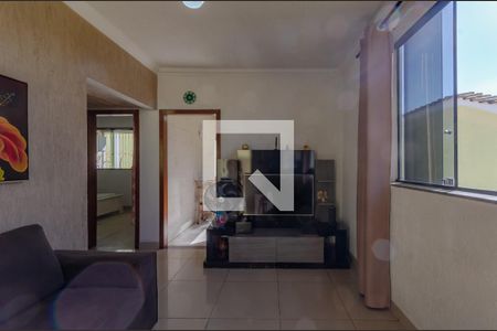 Casa à venda com 360m², 4 quartos e 4 vagasSala