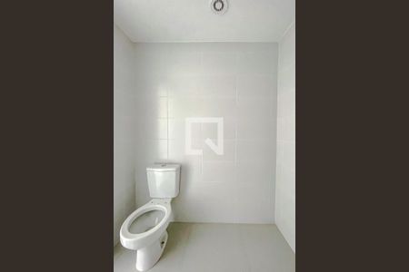 Banheiro de kitnet/studio para alugar com 1 quarto, 19m² em Ipiranga, São Paulo