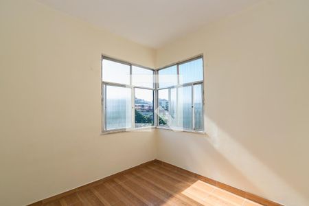 Quarto 1 de apartamento para alugar com 2 quartos, 80m² em Penha, Rio de Janeiro