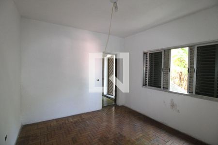 quarto 1  de casa à venda com 4 quartos, 252m² em Jardim Maringa, São Paulo