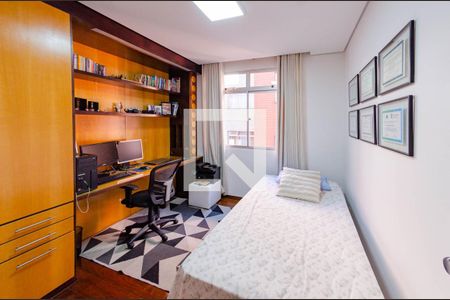 Quarto 1 de apartamento para alugar com 3 quartos, 130m² em Buritis, Belo Horizonte