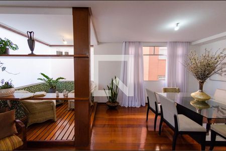 Sala de apartamento para alugar com 3 quartos, 130m² em Buritis, Belo Horizonte