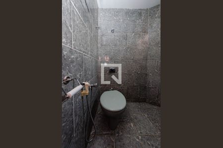 Banheiro suíte de apartamento para alugar com 1 quarto, 55m² em Prado, Belo Horizonte