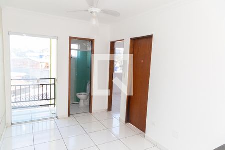 Sala de apartamento para alugar com 2 quartos, 47m² em Jardim do Triunfo, Guarulhos