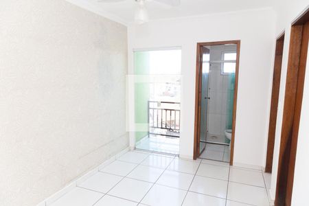 Sala de apartamento para alugar com 2 quartos, 47m² em Jardim do Triunfo, Guarulhos