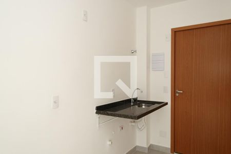 Cozinha de kitnet/studio à venda com 1 quarto, 24m² em Vila Mazzei, São Paulo