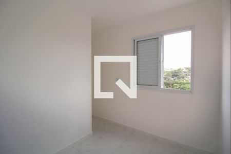 Casa para alugar com 2 quartos, 37m² em Vila Carmosina, São Paulo