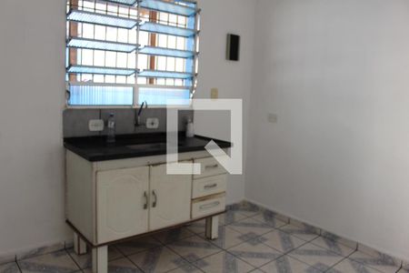 Cozinha de casa para alugar com 1 quarto, 40m² em Cidade São Mateus, São Paulo