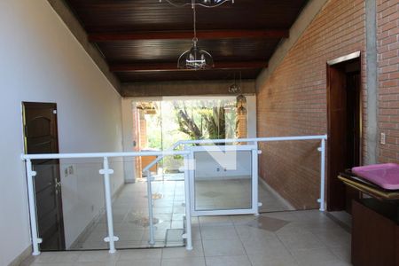 Sala 1 de casa de condomínio para alugar com 6 quartos, 500m² em Bosque do Vianna, Cotia