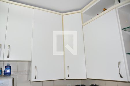 Casa à venda com 161m², 3 quartos e 4 vagas Casa à venda com 161m², 3 quartos e 4 vagasCozinha