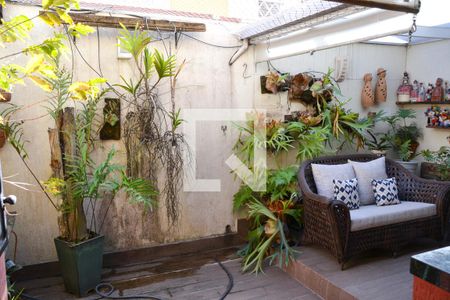 Casa à venda com 161m², 3 quartos e 4 vagas Casa à venda com 161m², 3 quartos e 4 vagasÁrea externa