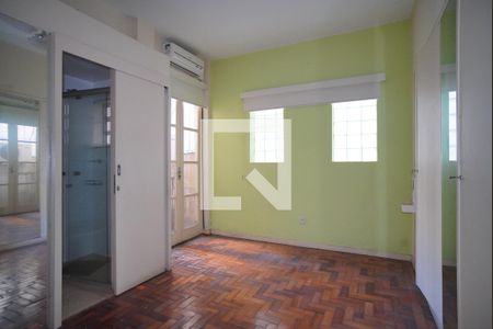Suíte de apartamento à venda com 4 quartos, 139m² em Moinhos de Vento, Porto Alegre