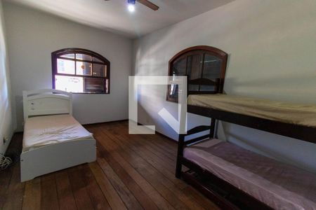 Quarto 1 de casa para alugar com 4 quartos, 360m² em Piratininga, Niterói
