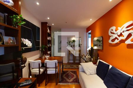 Detalhe da sala de apartamento à venda com 2 quartos, 58m² em Lagoa, Rio de Janeiro